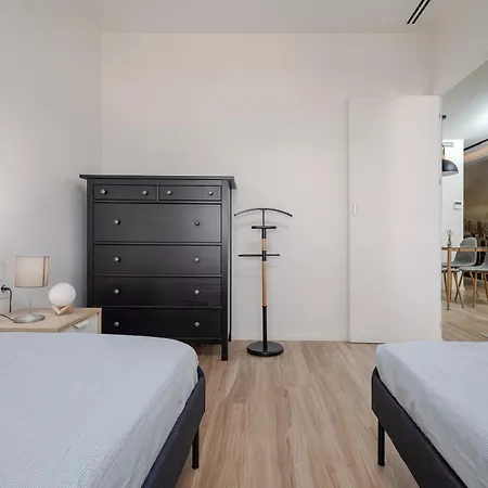 Ortzadarra * Malaga
